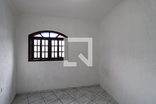 Quarto de casa para alugar com 2 quartos, 70m² em Cidade São Jorge, Santo André