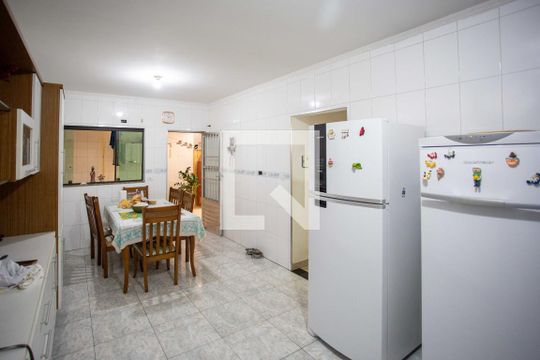Cozinha de casa à venda com 3 quartos, 241m² em Centro, Diadema