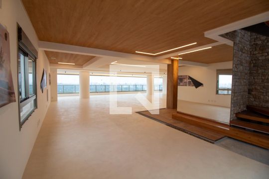 Sala de apartamento à venda com 5 quartos, 840m² em Parque Colonial, São Paulo