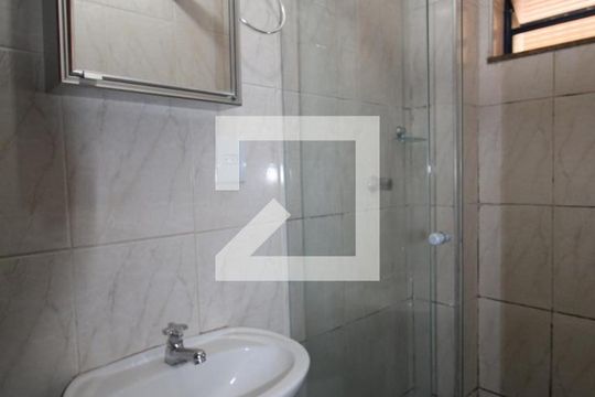 Banheiro de kitnet/studio para alugar com 1 quarto, 30m² em Cidade Universitária, Campinas