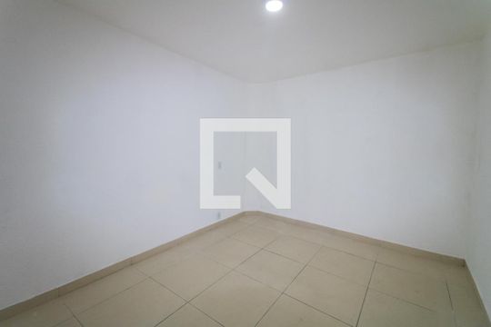 Quarto 1 de casa de condomínio para alugar com 1 quarto, 39m² em Jardim Dona Sinhá, São Paulo