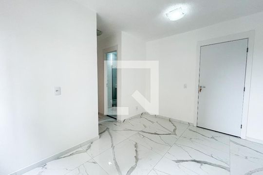 Sala/cozinha de apartamento para alugar com 2 quartos, 36m² em Usina Piratininga, São Paulo