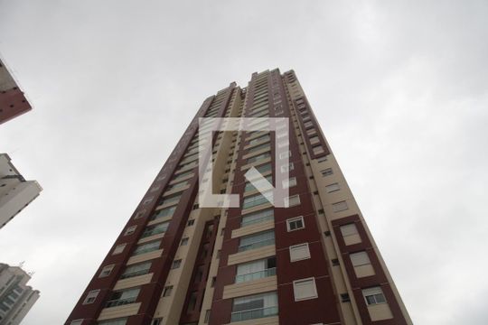 Fachada de apartamento para alugar com 3 quartos, 135m² em Vila Carrão, São Paulo