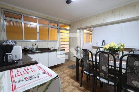 Cozinha de casa à venda com 2 quartos, 328m² em Vila Darli, São Paulo