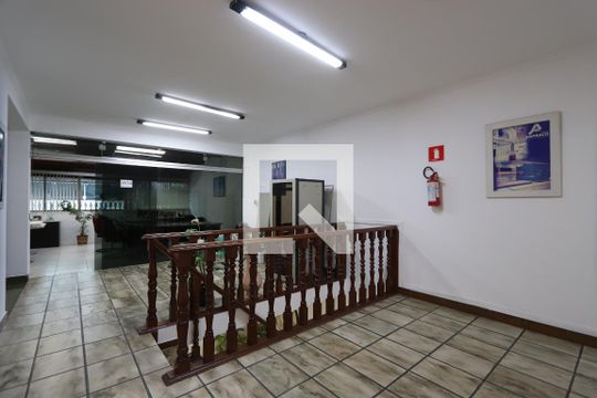 Sala 3 de casa à venda com 2 quartos, 328m² em Vila Darli, São Paulo