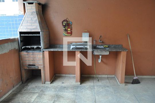 Churrasqueira de casa à venda com 3 quartos, 200m² em Higienópolis, Rio de Janeiro