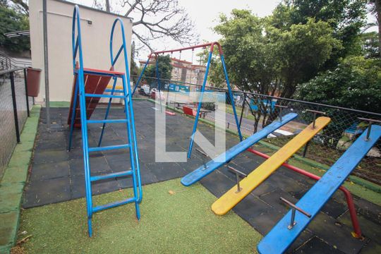 Área comum - Playground de apartamento à venda com 2 quartos, 43m² em Glória, Porto Alegre