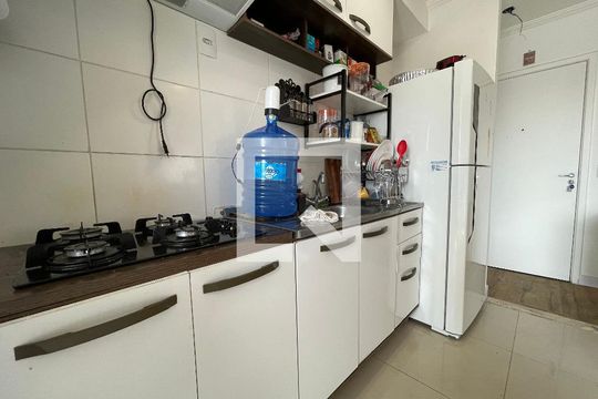 Cozinha de apartamento à venda com 2 quartos, 45m² em Cidade dos Bandeirantes, São Paulo