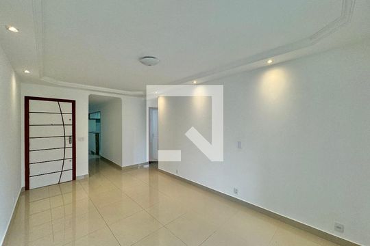 Sala de apartamento à venda com 2 quartos, 90m² em Vargem Grande, Rio de Janeiro