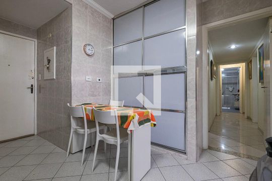 Cozinha de apartamento à venda com 2 quartos, 110m² em Jardim Paulista, São Paulo