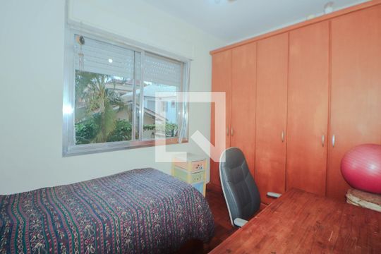 Quarto 1 de apartamento à venda com 4 quartos, 93m² em Rio Branco, Porto Alegre