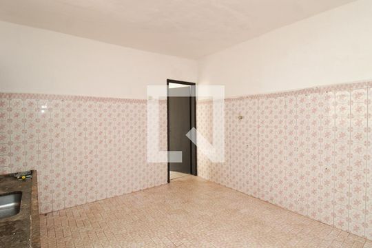 Cozinha de casa para alugar com 1 quarto, 45m² em Vila Medeiros, São Paulo