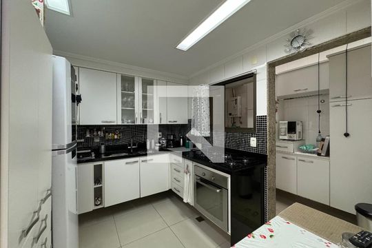 Cozinha de apartamento à venda com 4 quartos, 370m² em Recreio dos Bandeirantes, Rio de Janeiro