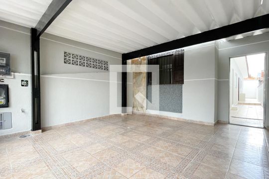 Garagem  de casa para alugar com 2 quartos, 170m² em Jardim Vera Cruz, São Bernardo do Campo