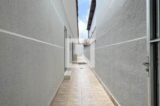 Quintal  de casa para alugar com 2 quartos, 170m² em Jardim Vera Cruz, São Bernardo do Campo