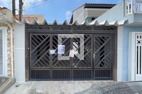 Fachada de casa para alugar com 2 quartos, 170m² em Jardim Vera Cruz, São Bernardo do Campo