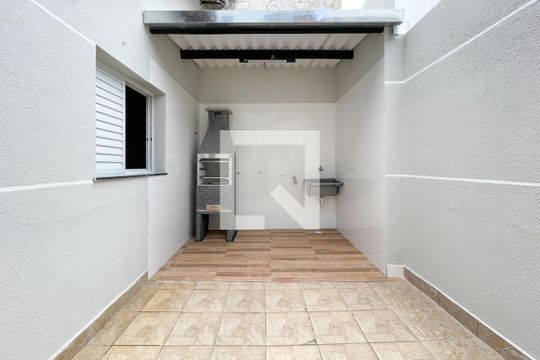 Área de Serviço de casa para alugar com 2 quartos, 170m² em Jardim Vera Cruz, São Bernardo do Campo