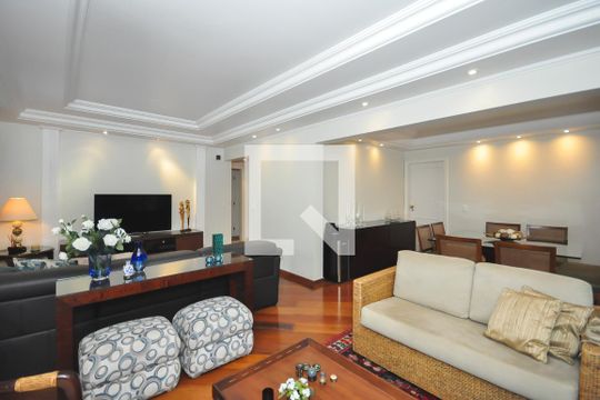 Apartamento à venda com 3 quartos, 230m² em Vila Andrade, São Paulo