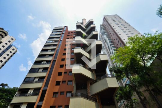 Fachada de apartamento à venda com 3 quartos, 230m² em Vila Andrade, São Paulo