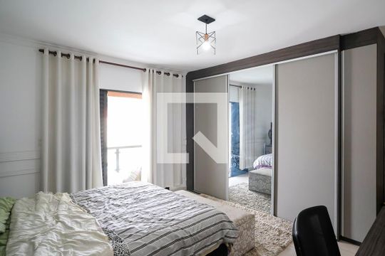 Suíte 1 de casa à venda com 4 quartos, 232m² em Osvaldo Cruz, São Caetano do Sul