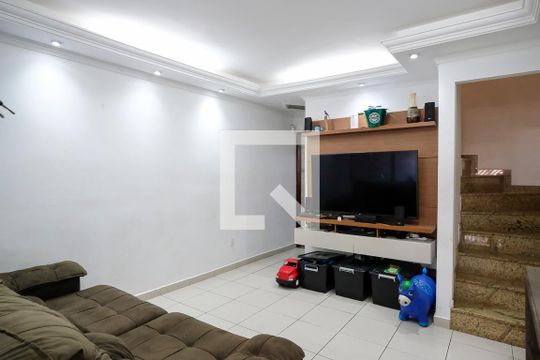 Casa à venda com 4 quartos, 232m² em Osvaldo Cruz, São Caetano do Sul