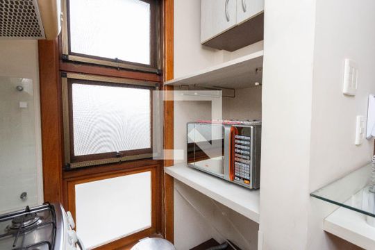 Cozinha de apartamento à venda com 2 quartos, 125m² em Independência, Porto Alegre