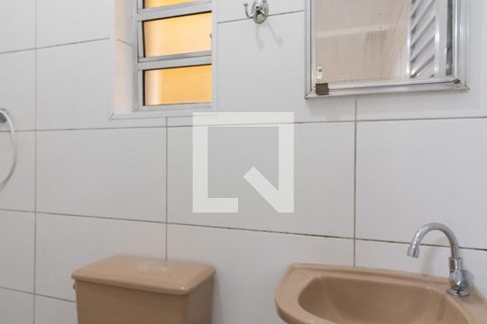 Banheiro de casa de condomínio para alugar com 3 quartos, 81m² em Jardim Alianca, Guarulhos