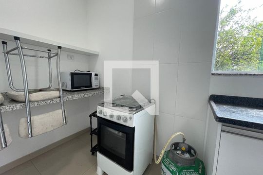 Cozinha de kitnet/studio para alugar com 1 quarto, 20m² em Vila Butantã, São Paulo