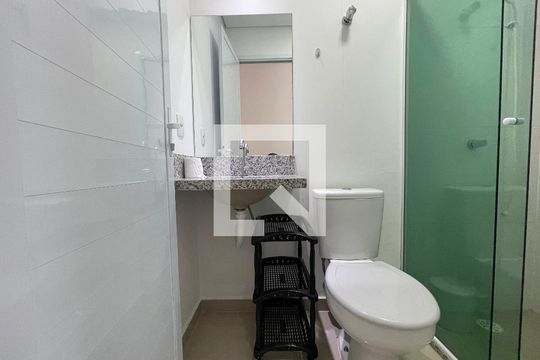 Banheiro kitnet de kitnet/studio para alugar com 1 quarto, 20m² em Vila Butantã, São Paulo