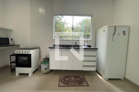 Cozinha de kitnet/studio para alugar com 1 quarto, 20m² em Vila Butantã, São Paulo
