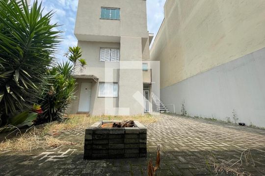 Vista kitnet de kitnet/studio para alugar com 1 quarto, 20m² em Vila Butantã, São Paulo
