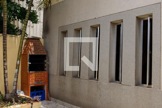 Área comum de casa à venda com 4 quartos, 500m² em Vila Yolanda, Osasco