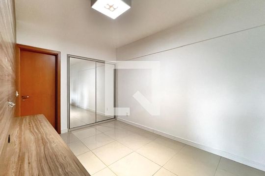 Suíte de apartamento à venda com 3 quartos, 85m² em Funcionários, Belo Horizonte