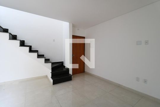 Sala de apartamento à venda com 2 quartos, 100m² em Jardim das Maravilhas, Santo André