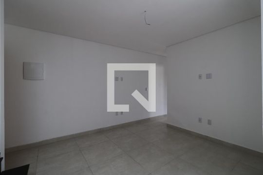 Sala de apartamento à venda com 2 quartos, 100m² em Jardim das Maravilhas, Santo André