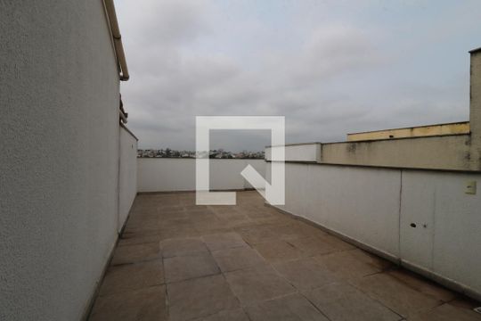 Cobertura - Quintal de apartamento à venda com 2 quartos, 100m² em Jardim das Maravilhas, Santo André