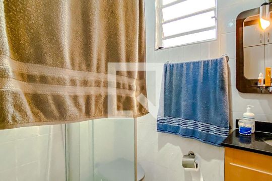 Banheiro da Suíte de casa à venda com 3 quartos, 180m² em Vila Deodoro, São Paulo