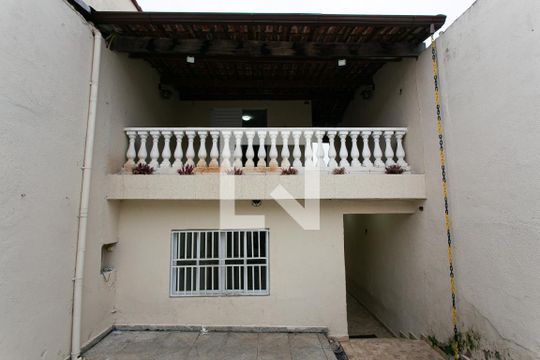 Fachada de casa para alugar com 2 quartos, 90m² em Vila Beatriz, São Paulo