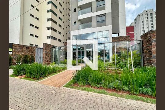 Fachada de apartamento à venda com 2 quartos, 66m² em Campo Belo, São Paulo