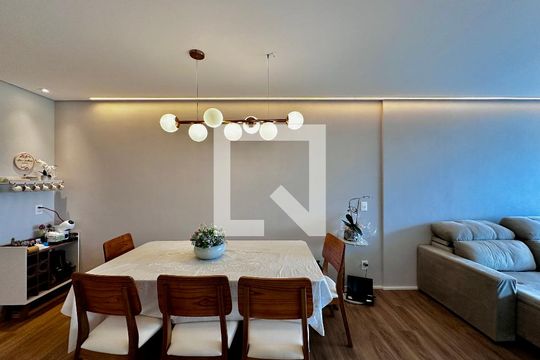 Sala de apartamento à venda com 2 quartos, 66m² em Campo Belo, São Paulo