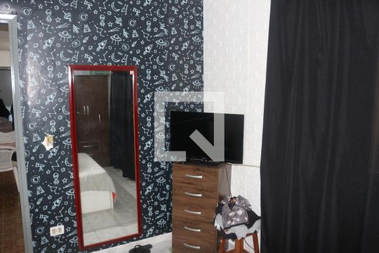 Quarto 3 de casa à venda com 4 quartos, 240m² em Osvaldo Cruz, São Caetano do Sul