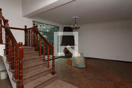 Sala de casa à venda com 6 quartos, 450m² em Vila Paranagua, São Paulo