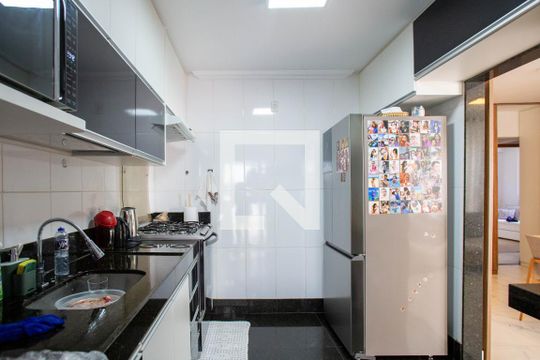 Cozinha de apartamento à venda com 3 quartos, 398m² em Fernão Dias, Belo Horizonte