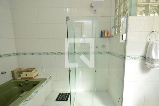 Banheiro suite de casa à venda com 5 quartos, 297m² em Colégio Batista, Belo Horizonte