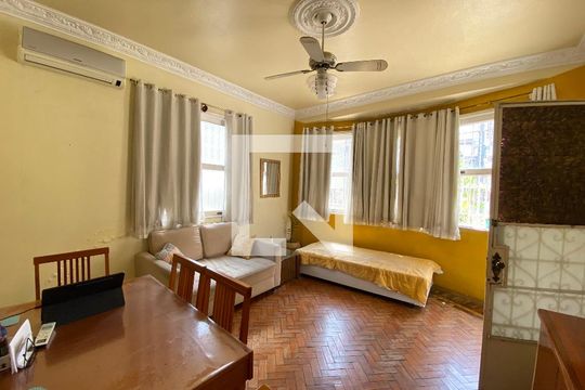 Sala de casa à venda com 3 quartos, 323m² em Engenho de Dentro, Rio de Janeiro