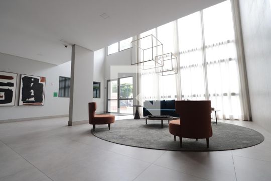 Hall de entrada de apartamento à venda com 2 quartos, 66m² em Vila Zilda, São Paulo