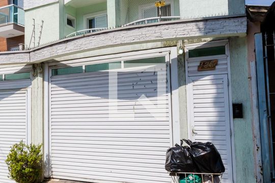Fachada de apartamento à venda com 3 quartos, 200m² em Santa Maria, Santo André