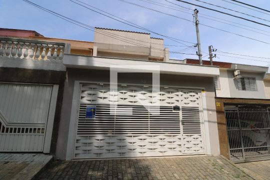 Fachada de casa à venda com 3 quartos, 200m² em Vila Formosa, São Paulo