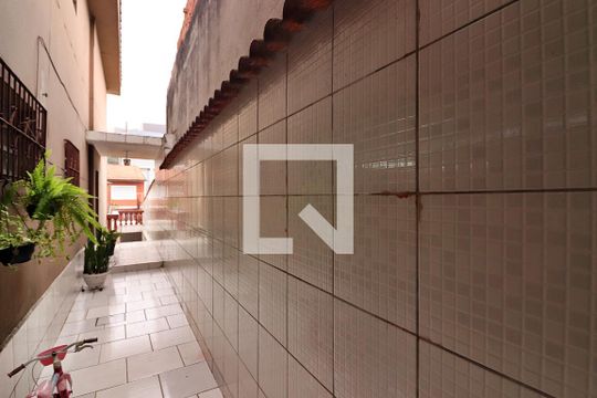 Corredor de casa à venda com 2 quartos, 220m² em Baeta Neves, São Bernardo do Campo