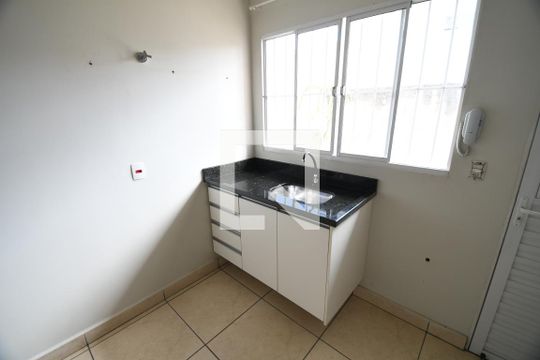 Studio de casa para alugar com 1 quarto, 28m² em Vila Santa Isabel, Campinas